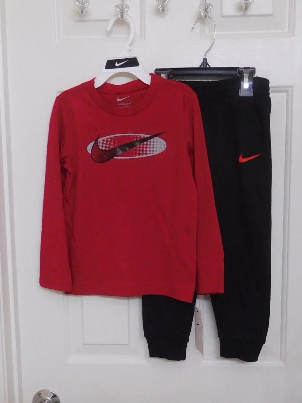 NWT 2pc Nike Red Black Gray Logo Shirt & Black Joggers Set sz 3t